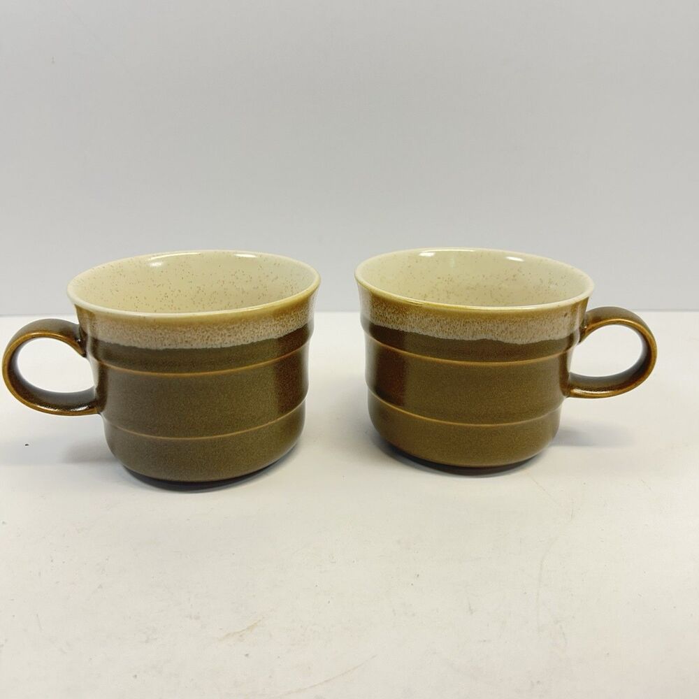 Pair of 2 Mikasa Country Manor Mugs J1030 Speckled Brown Stoneware Cups Japan